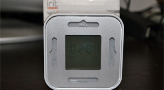 Сбрасываются часы–будильник Irit